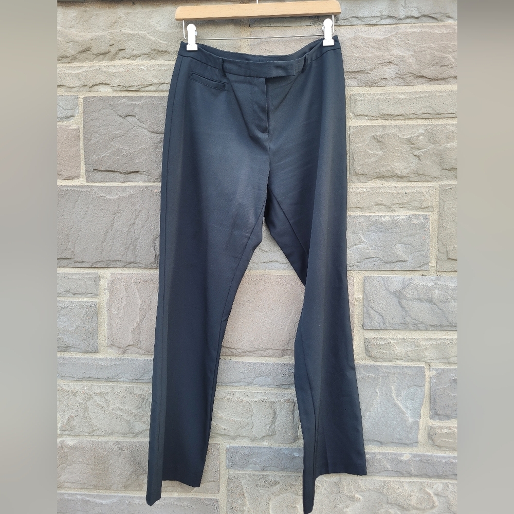 Express Black Stretch Panys 9/10 Short